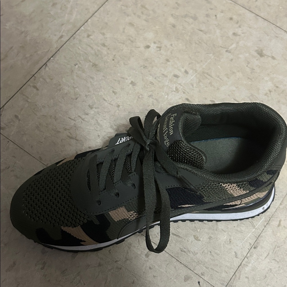 Women's Camouflage Wedge Sneakers
